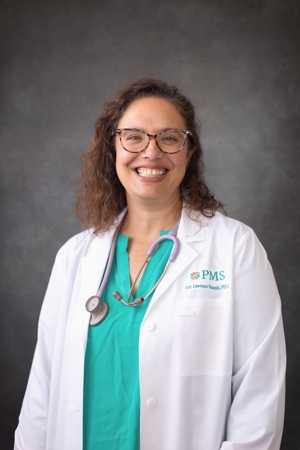 Amy Lawrence  Simonds Photo